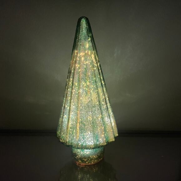 Illuminated Glass Christmas Tree 14.5in Iridescent GREEN Chic Holiday Decor New - Picture 15 of 15